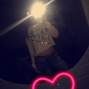 Meet your Posher, Makayla